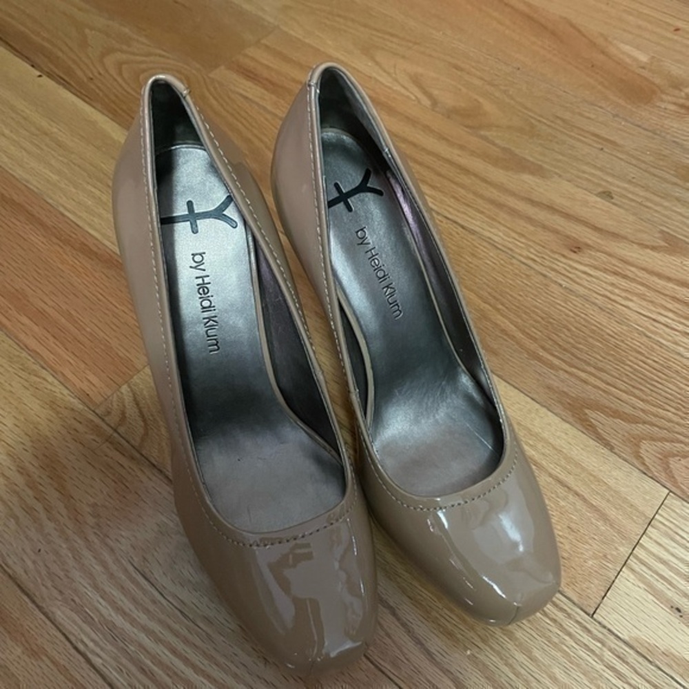Heidi Klum Platform Pumps Beige - size 38
